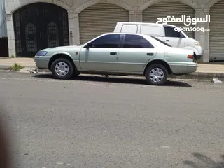  13 تويوتا كامري 2000