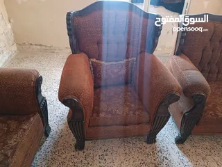  1 طقم كنب 7مقاعد لللبيع 50دينار