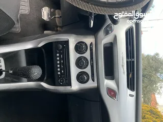  19 ستروين c3 فل اوتوماتيك 2011 ترخيص سنة فحص كامل
