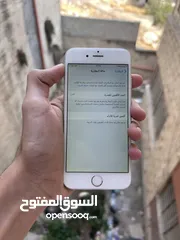  1 جهاز آيفون 6 عادي المساحه 16  عليه آيكلاود داخلي بس شغال