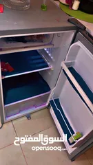  2 ثلاجة مكتب للبيع بحاله ممتاز ومكفوله