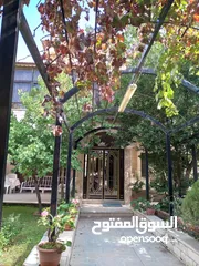  6 فيلا للبيع في الصويفية - REF : 12169