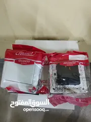  4 سويتشات كهرباء