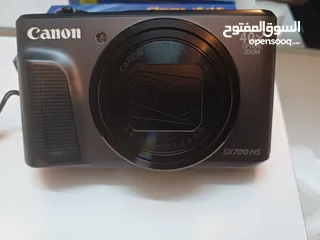  4 كاميرا  كانون