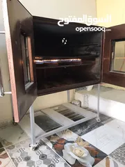  3 فرن معجنات +جيزر غاز للبييع