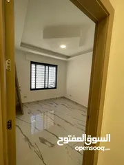  4 شقه للبيع كاش جديد