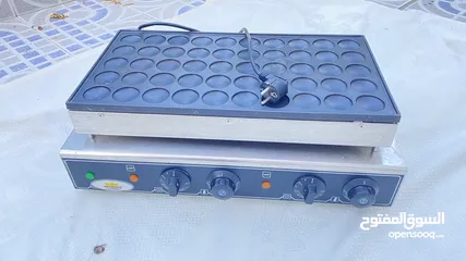  1 ماكنة ميني بان كيك