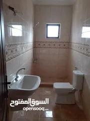  19 للبيع عمارة سكنية مكونة من عدة طوابق في منطقة ماركا الجنوبية