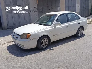  4 هيونداي غيرنا 2004