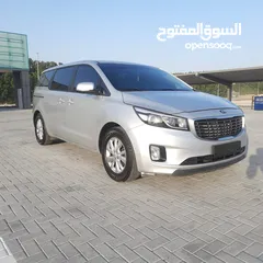  1 kia Sedona 2018 usa full automatic