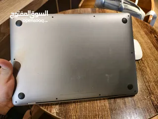  3 MacBook Air 2020 نظيف جدا مع ماوس أصلي