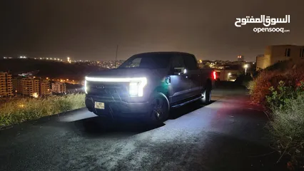  26 f150 lightning 2022 lariat fully loaded فحص كامل