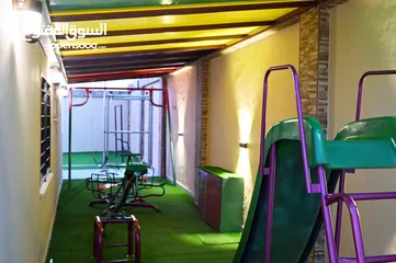  3 فيلا مع شاليه على طريق المطار القسطل