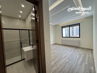  10 شقة طابق مكرر للبيع مساحة 239 بسعر مميز باجمل مناطق حي الصحابه