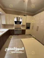  12 شقة فاخرة سوبر ديلوكس في أرقى واجمل مناطق عبدون ارضي مع ترس 3نوم