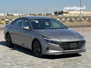 1 Hyundai Elantra 2022