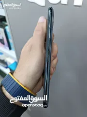  2 IPHONE 11 PRO MAX ( 256GB ) //// ايفون 11 برو ماكس ذاكرة 256 مستعمل وكاله
