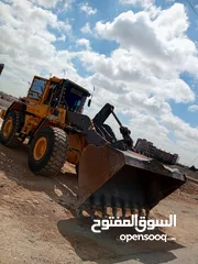  13 تأجير جرافات حفارات قلابات كافه انواع التعهدات