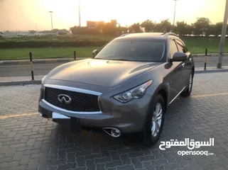  1 INFINIT QX70 2017