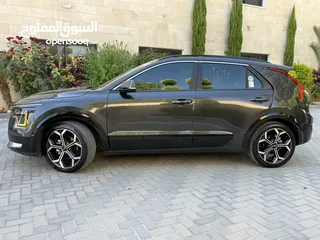  17 كيا نيرو ترخيص 2022 محرك 1600 هايبرد