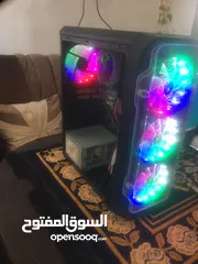  2 Pc gaming الجهاز نظيف وسريع على العاب وجيد للدراسه