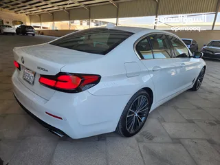  6 BMW 530e 2021