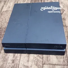  1 جهاز PS4 FAT 2 و PS2 SCPH-90006  والجهاز قابل للتفاوض