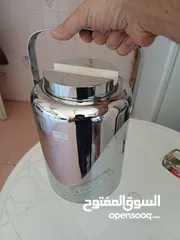  1 حافظه ثلج جددديدة مخزنه للبيع يابانيه