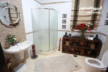  10 Fully Furnished Villa for rent