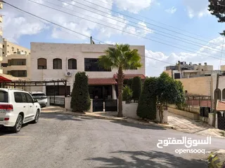  29 عقار سكني مميز للبيع في عمان الغربية الچاردنز قريب من كل الخدمات مع إطلالة بوجهتين