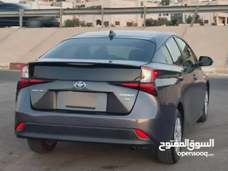  13 تويوتا بريوس 2020 حره باسم المستورد لون فيراني بطاريه ليثيوم بسعر مغري جدا