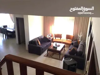  13 للبيع طابق اخير مع روف دوبلكس