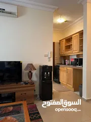  12 استديو مفروش للإيجار بالقرب من شارع عبداللة غوشة - من المالك مباشرة                                .