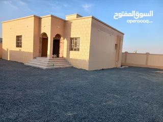  7 فيلل و المنازل جديد للبيع في محافظة البريمي