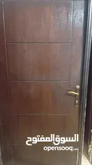  4 ابواب المنيوم عدد 3بحاله الوكاله استعمال شهر وأبواب خشب عدد 3بحاله الوكاله