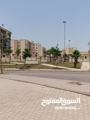  17 محل تجاري في منطقه 390 فدان في حداىق أكتوبر بجوار ابني بيتك السابعه و مشروع 557 عماره