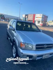  2 Nissan Pathfinder 2002 Modal