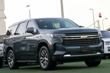  3 Chevrolet Tahoe LT 2021 V8