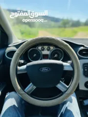  6 فورد فوكس للبيع