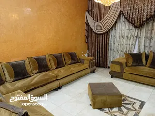  4 طقم كنب شبه جديد تفصيل 9مقاعد