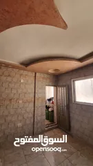  8 منزل ارضي جزء من بناء مفروز للبيع