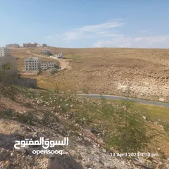  8 أرض مميزة للبيع في طبربور عين أرباط بجانب مسجد القناديل ترخيص جاهز وجميع الخدمات موجودة مثل صرف صحي