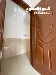  5 شقه للبيع و للاستثمار موقع مميز كوزمو السابع طابق اول مجدده بالكامل بسعر لقطه جدا
