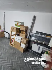  28 سوبر ماركت جاهز للبيع بسبب السفر