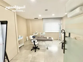 3 مركز تجميل للبيع مع معدات حديثة