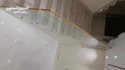  30 زجاج وسيكوريت والالمنيوم