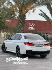  4 BMW 530e M