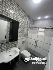  10 شقة طابق ارضي للبيع