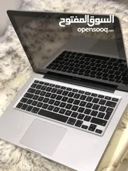  5 MAC BOOK PRO 2012  السعر 190دينارشامل شنته ماوس أرضية ماوس شاحن أصلي  كيبورد مضيء والتوصيل مجاني