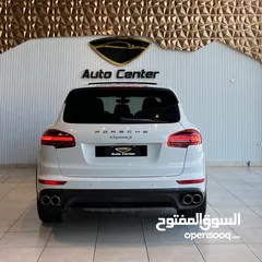  4 PORSCHE CAYENNE S 2015